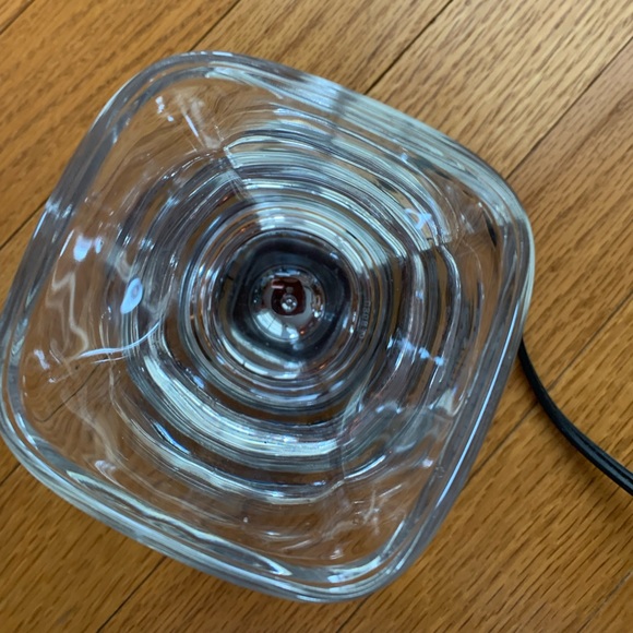 Sonic Toothbrush Charging Cup - Picture 2 of 3